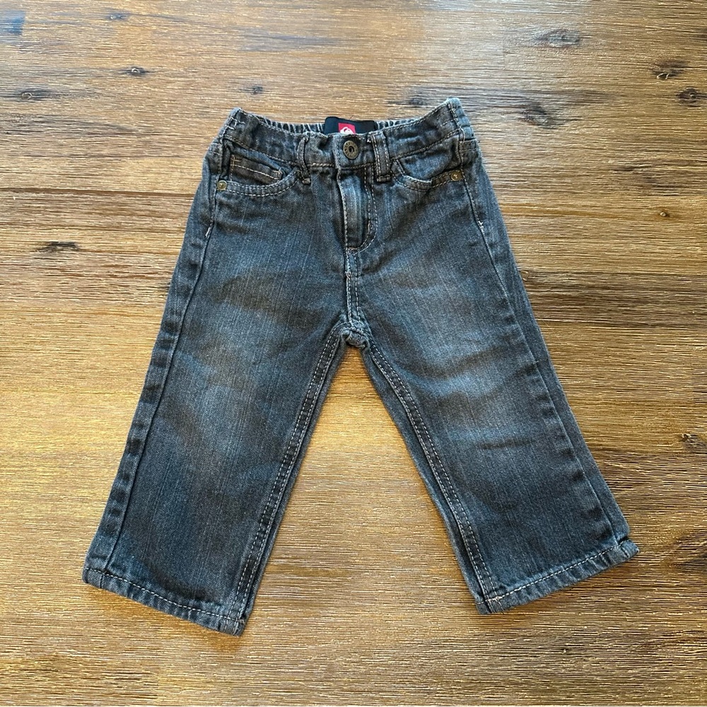 3/24$ Quiksilver Baby Jeans size 12 months